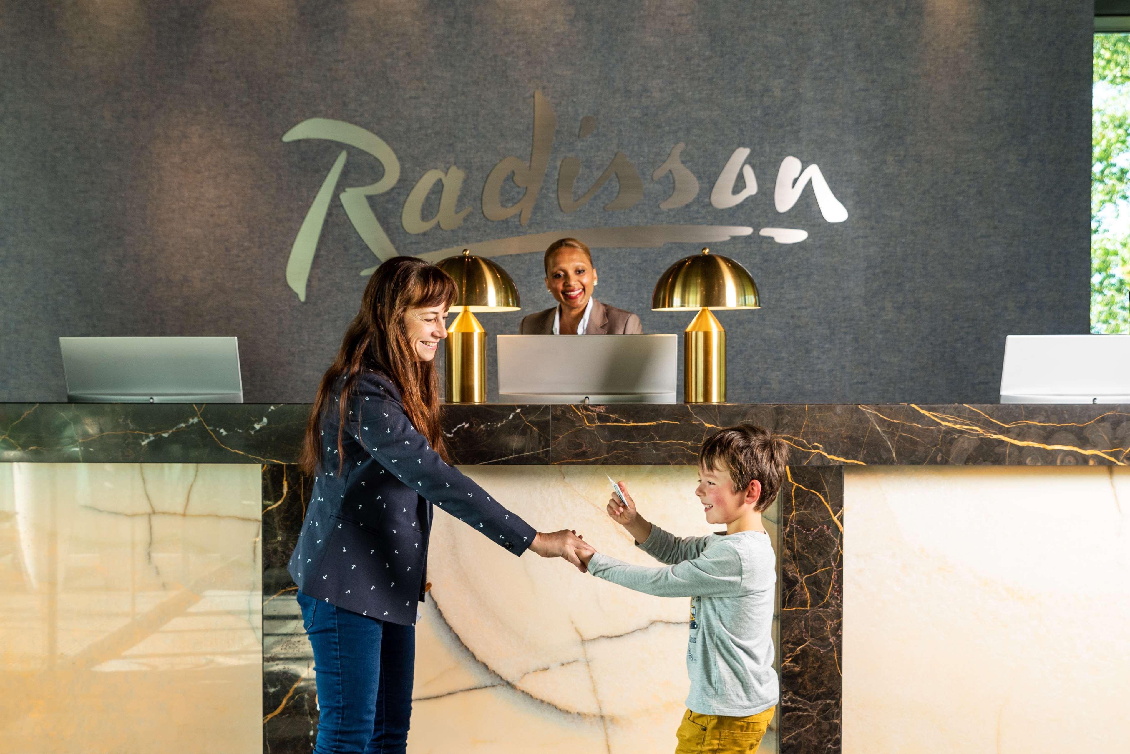 Radisson Hotel And Suites Amsterdam South エクステリア 写真