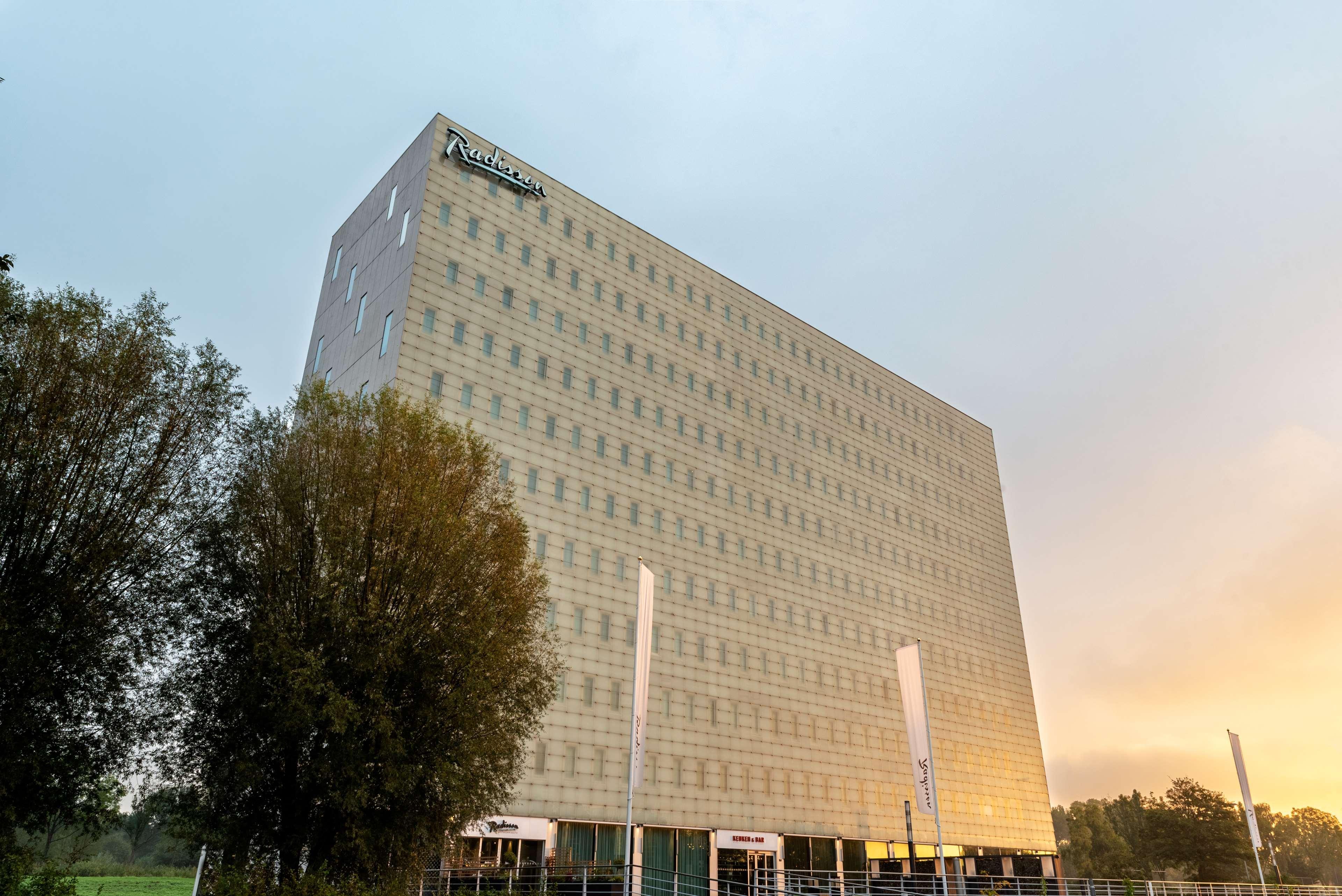 Radisson Hotel And Suites Amsterdam South エクステリア 写真
