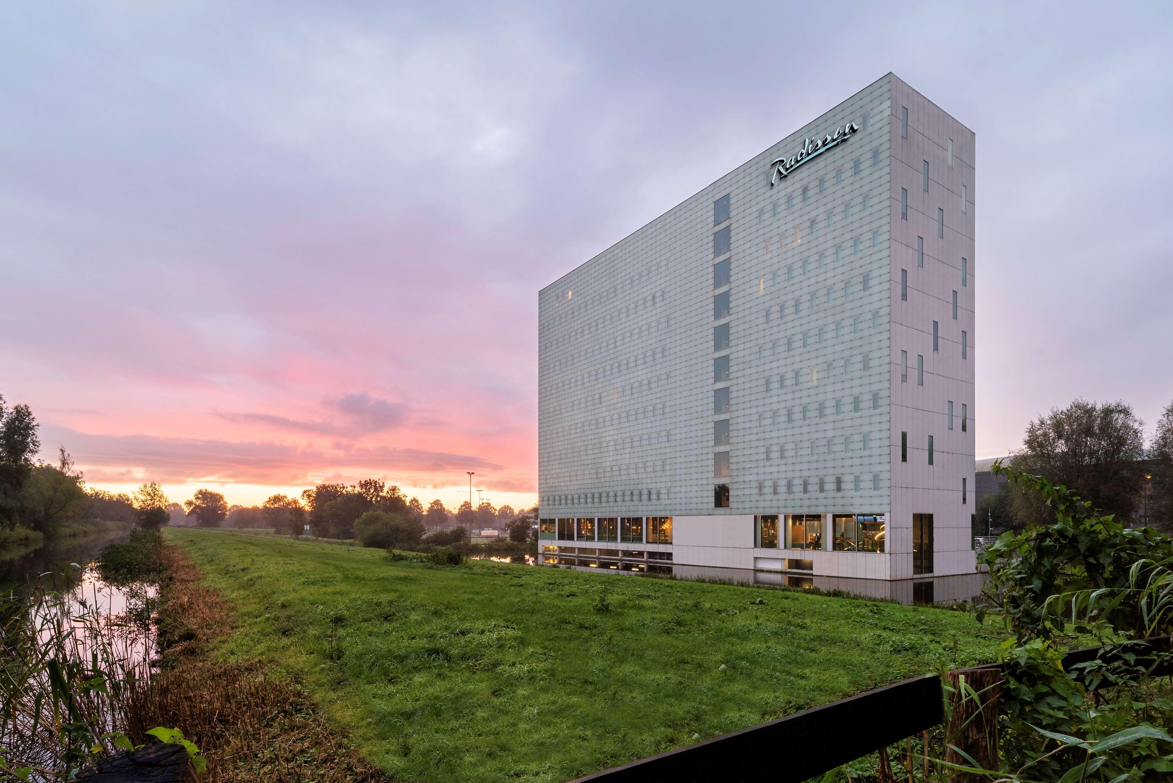 Radisson Hotel And Suites Amsterdam South エクステリア 写真